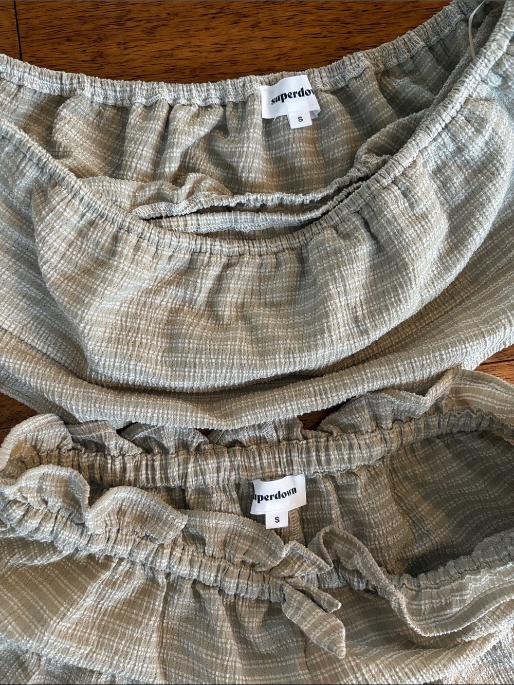 superdown Cream Textured High-Waist Ruffle Two Piece Short Set - Picture 2 of 3